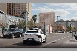 In den USA setzen die großen Fahrdienstvermittler zunehmend auf autonome Fahrzeuge. Im Bild Waymo. Bild: Waymo