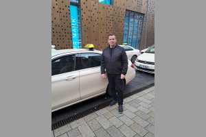 Nico Höttges, stellvertretender Vorsitzender der Fachvereinigung Personenverkehr Nordrhein Taxi- und Mietwagen (FPN) und Büroleiter im Taxi- und Mietwagenverband Deutschland (TMV) steht hinter der Forderung der Taxi-Zentrale Wuppertal (TZW) nach einem MBE in Wuppertal. | Foto: TMV