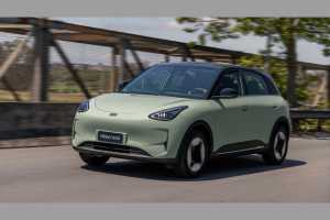 4,15 Meter lang und für Südamerika bei Renault gebaut: Der Geely EX2, der klar südlich der 20.000 Euro starten dürfte. | Foto: Geely