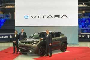 Die Suzuki-Führungsriege war mit ihrem Präsidenten Toshihiro Suzuki nach Mailand gereist. Dort stand nach dem e_Vitara noch die Motorradmesse EICMA auf dem Programm. (Foto: G. Soller)