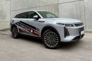 Der Omoda 9 Plug-in-Hybrid leistet bis zu 535 PS und fährt bis zu 650 Nm an Kraft auf. | Foto: G. Soller
