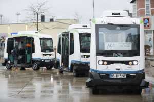Kam gut an, läuft trotzdem aus: Die Easymile-E-Shuttle in Monheim werden eingestellt, weil der französische Hersteller den support stoppt. | Foto: Oliver Berg/dpa