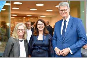 Açıklamayla üçlü: Berlin Ulaşım Senatörü Ute Bonde, VDIK Başkanı Imelda Labbé ve Federal Ulaştırma Bakanı Patrick Schnieder. | Fotoğraf: VDIK