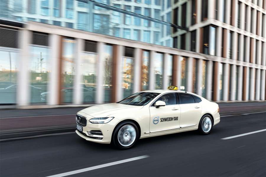 Die Limousine S90 ist das erste „Schweden-Taxi“, mit dem Volvo wieder auf den deutschen Markt kommt. | Bild: Volvo