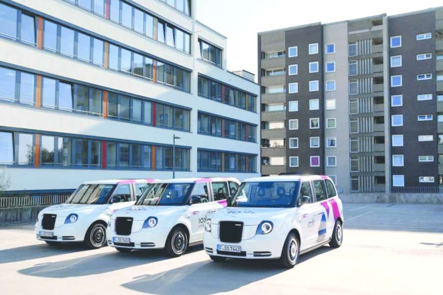 Die Bahn-Tochter ioki dürfte der erste deutsche Nutzer des elektrifizierten „London-Taxis“ sein. Bild: ioki