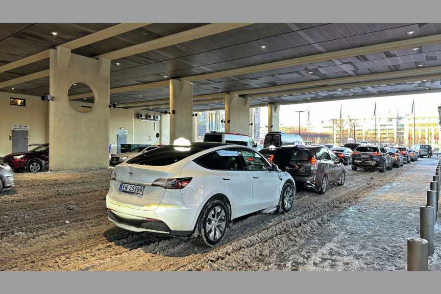 „Taxis, die in Oslo fahren, dürfen nach dem 1. November 2024 keine Emissionen aus Verbrennungsmotoren mehr aufweisen.“ Zitat aus der Verordnung der der Stadt Oslo Bild: Norwegischer Verband für E-Fahrzeuge