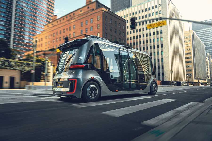 Das Ziel der DB-Studie ist, Reisezeiten mit autonomen Bussen und Taxis so zu gestalten, dass die Fahrgäste ähnlich schnell wie mit dem eigenen PKW am Ziel sind. Bild: ZF