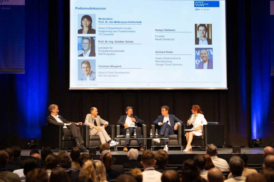 Auf spannenden Panels wurde angenehm diskutiert. | Foto: Christian Festing