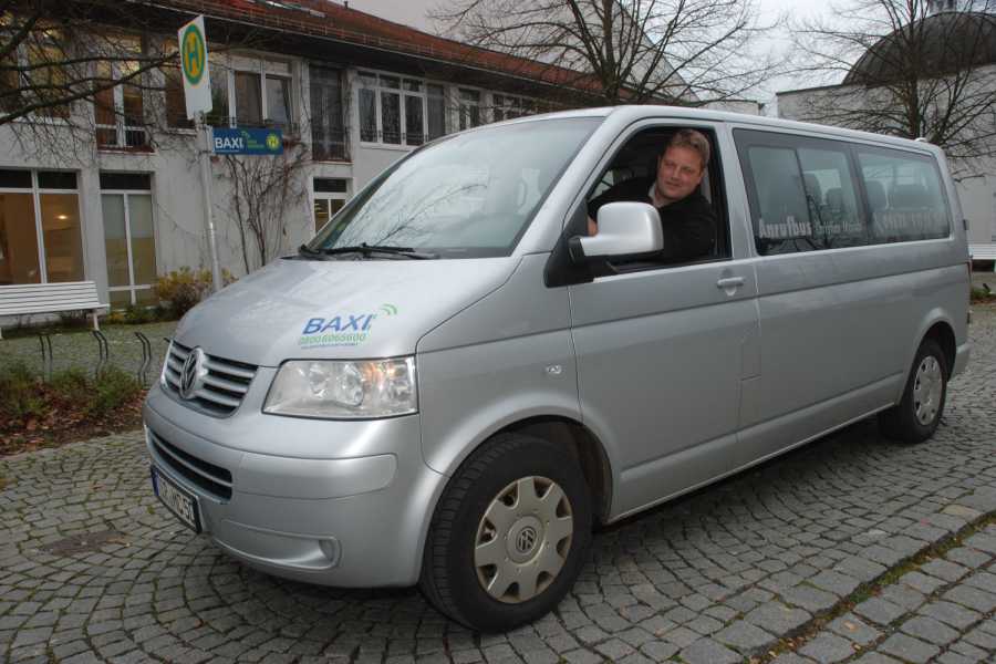 Der Taxi- und Mietwagenunternehmer Christian Maischl hat im Landkreis Tirschenreuth einen Anrufbus namens BAXI mit aufgebaut, der sich immer weiter entwickelt hat und sich auch 2023 noch großer Beliebtheit erfreut. (Alle Fotos: Dietmar Fund)