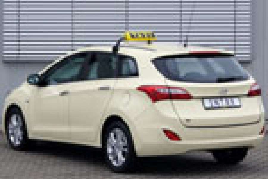 Bild:Ein neues Taximodell: Der Hyundai i30 Kombi