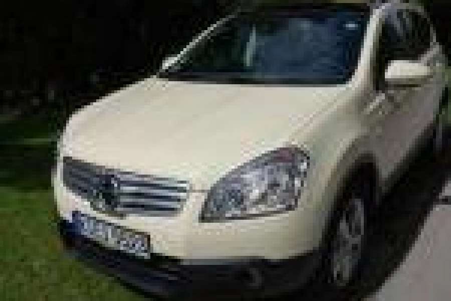 Bild:Nissan Qashqai +2 Taxi