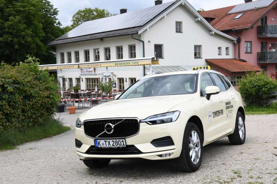 Der Testwagen war ein B4 AWD mit automatisch zuschaltbarem Allradantrieb, der mit Schotter-Untergrund keine Mühe hätte und auch für frühmorgendliche Winter-Einsätze gut gerüstet ist. (Alle Fotos: Dietmar Fund)