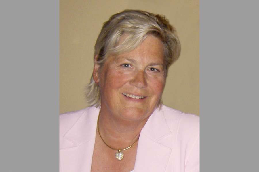 Karin Huss hat den HUSS-VERLAG mit aufgebaut. (Foto: HUSS-VERLAG GmbH)