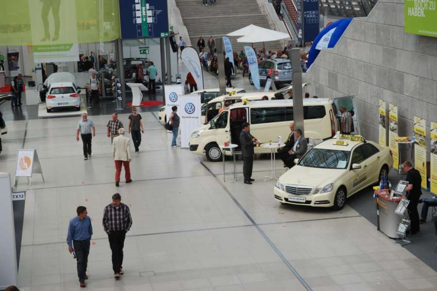 Am 12. April wird in der Glashalle anders als beim Taxi-Tag 2014 gähnende Leere herrschen. (Foto: Dietmar Fund)