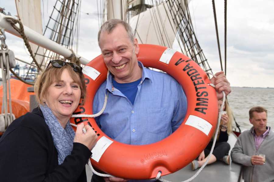 Kirsten und Jörg Hatscher sind erst einmal mit dem Schiff verreist. (Foto: Intax)