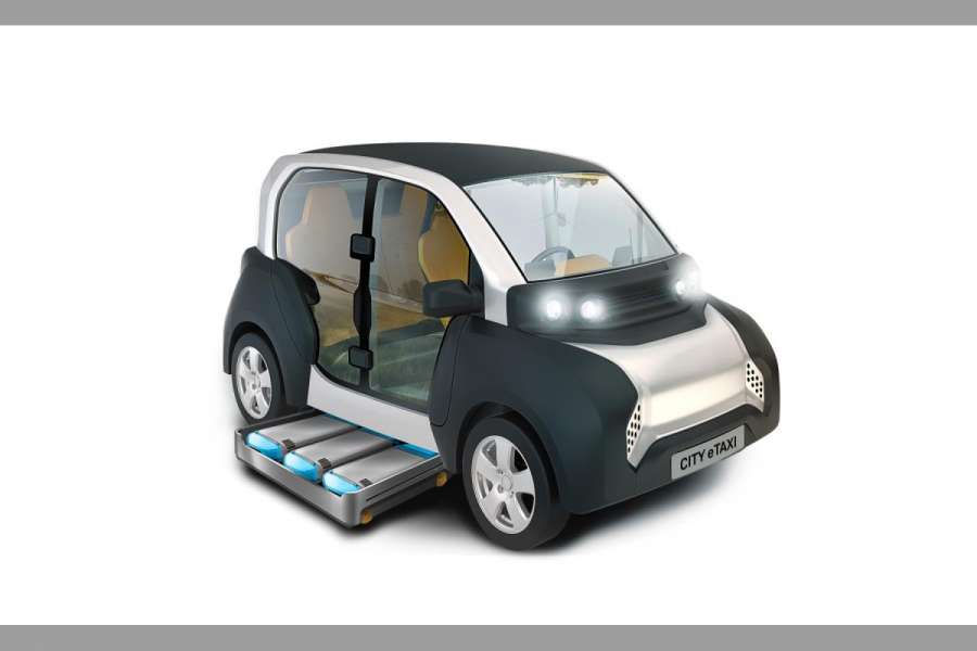 Ein Kennzeichen des CITY eTAXI ist die Schublade für den schnellen Tausch der Akkus. (Abb.: ACM)