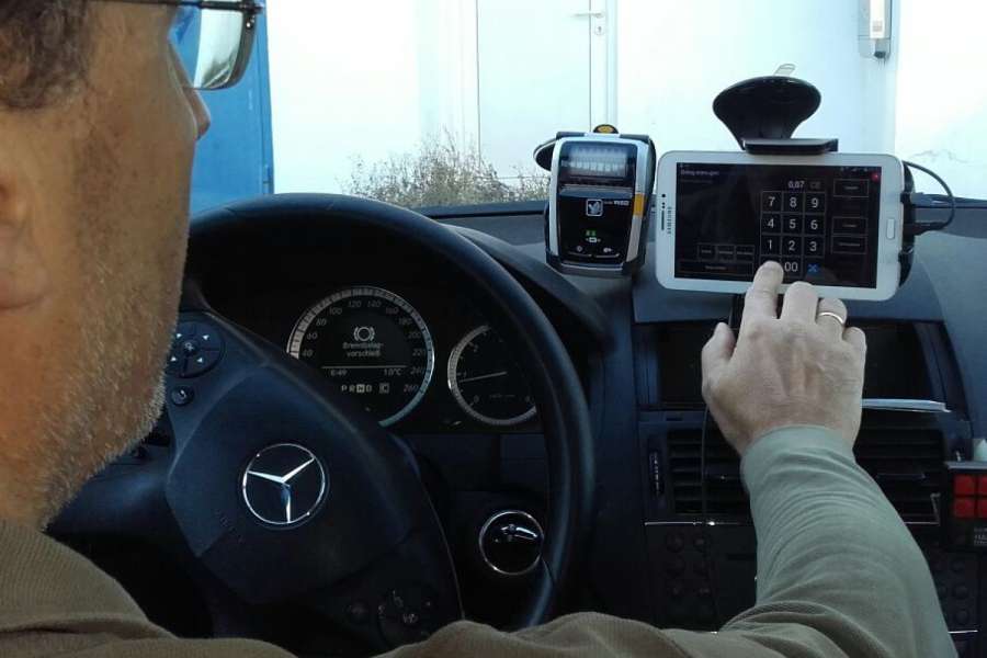 Der handliche Drucker wird in Graz über Bluetooth angesteuert. (Foto: BSR)