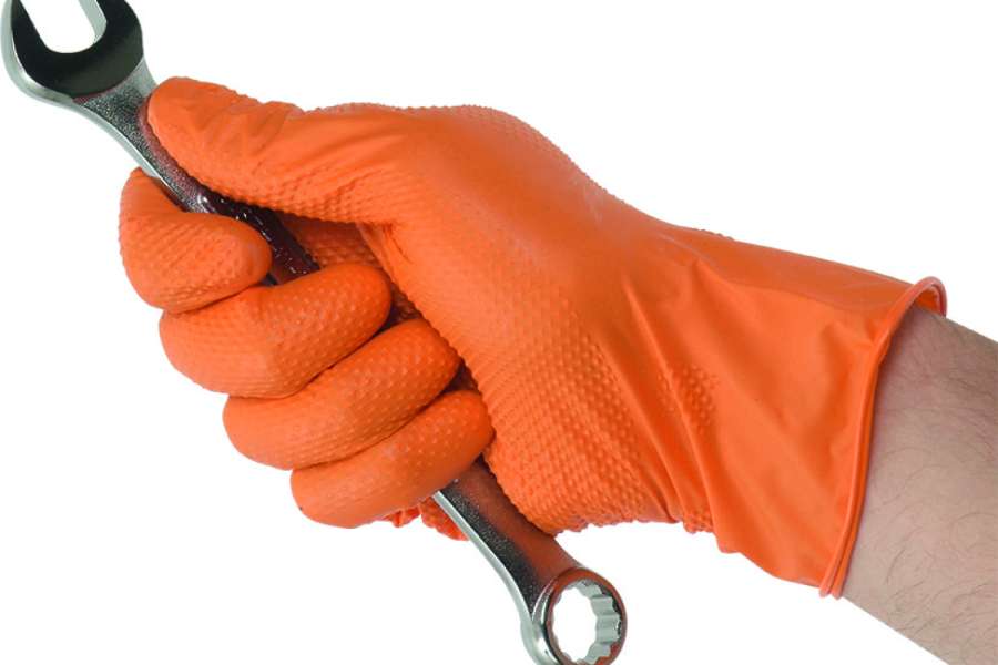 Die griffigen Einmalhandschuhe werden in praktischen Boxen geliefert. (Foto: Kunzer)