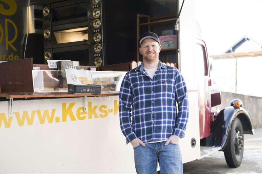 Mit einem „Back-Truck“ verkauft die Bäckerei ihre online bestellbaren Kekse auch auf Märkten. (Foto: German Bakery Stapper)