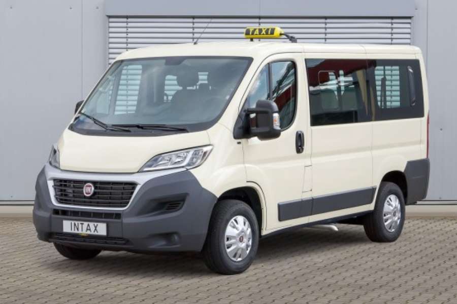 Der Fiat Ducato könnte bald einen Bruder mit dem Opel-Logo bekommen und den vom Renault Master abstammenden Opel Movano ablösen. (Foto: INTAX)