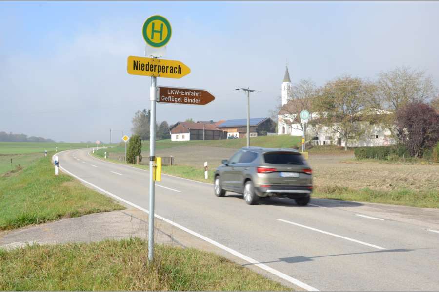 Die Bedienung ländlicher Regionen möchte Die Linke Bayern keinen neuen Anbietern wie Uber überlassen. (Foto: Dietmar Fund)
