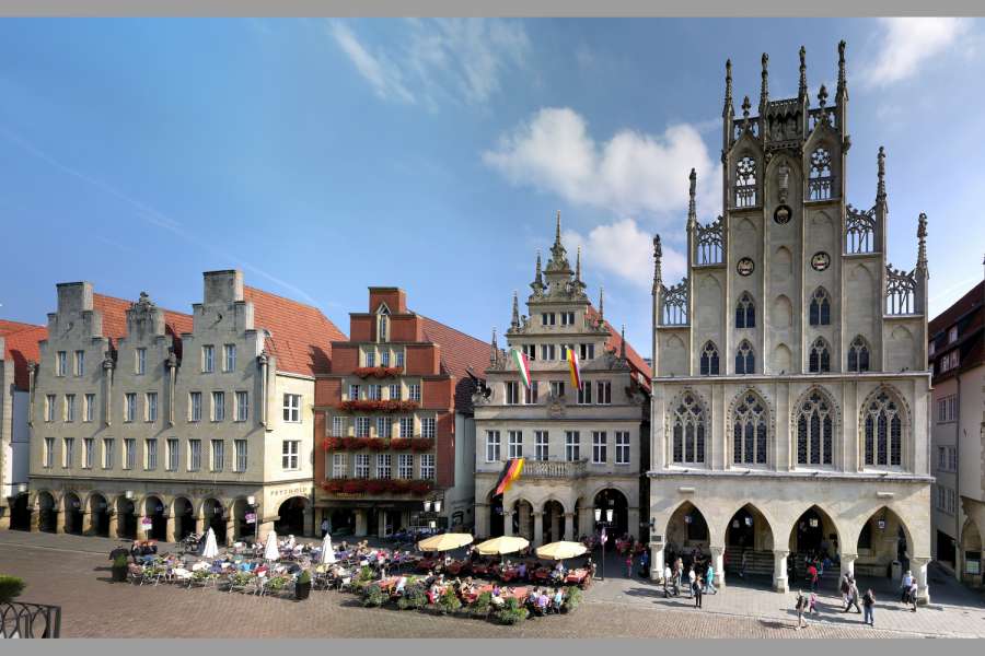 Die Stadt Münster hat eine bürgerfreundliche Pauschal-Regelung für ihr Impftaxi gefunden, die so nicht alle Taxi-Vertreter gut finden. (Foto: Tilmann Roßmöller/Presseamt Münster)