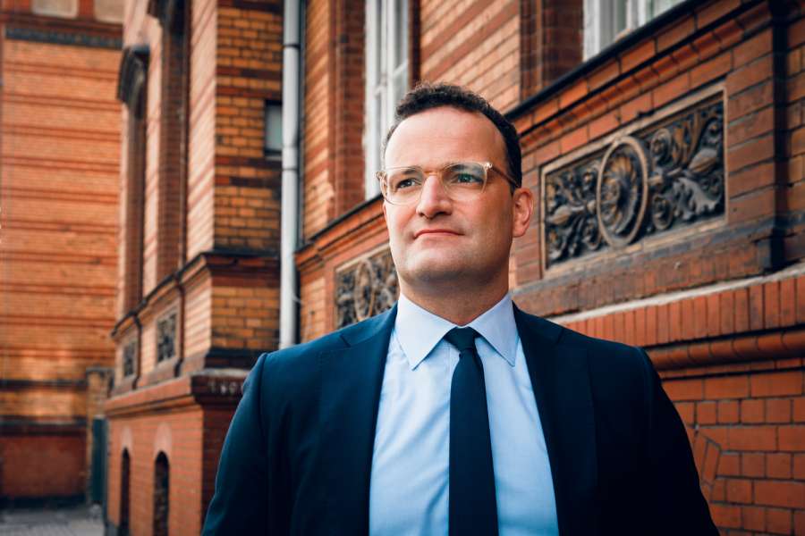 Bundesgesundheitsminister Jens Spahn hat jetzt auch einmal eine positive Botschaft für das mobile Gewerbe. (Foto: Ministerium)