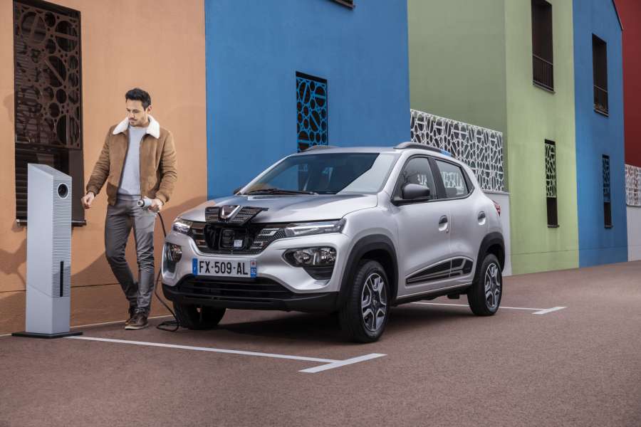 Mit dem Dacia Spring könnte man ohne hohe Investitionen Erfahrungen mit der Elektromobilität sammeln. (Foto: Dacia)