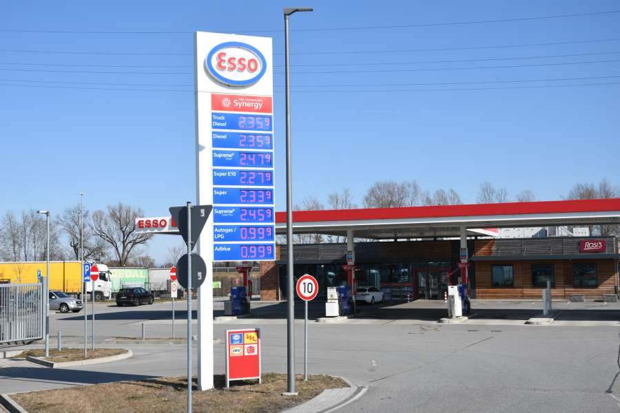 Die stark angestiegenen Spritpreise sind auch für den TMV derzeit ein dauerhaftes Reizthema. (Foto: Dietmar Fund)