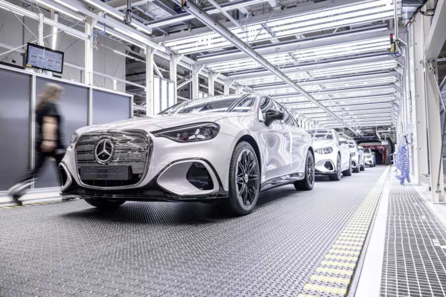 Stromer legen zu: Modelle wie der GLC geben Hoffnung. | Foto: Mercedes-Benz