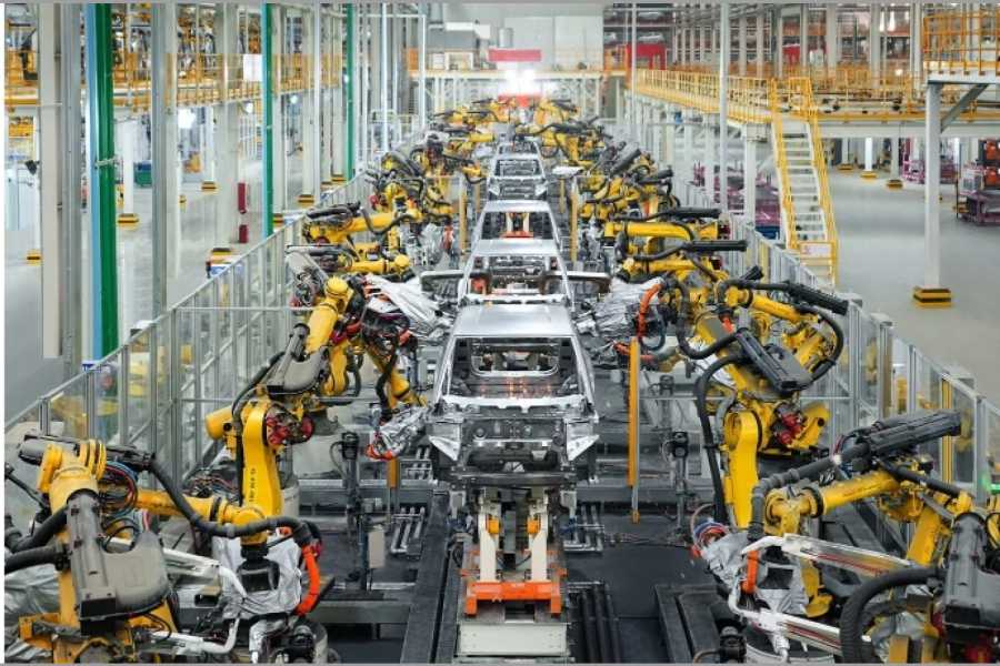 Ab 2027 will BYD erste Festkörperakkus in einer Pilotserie montieren. Großserie erwartet man aber nicht vor 2030. (Foto: BYD)