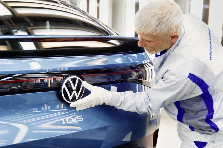 Und passt: Die ID-Modelle von VW erfreuen sich global zunehmender Beliebtheit - wenngleich die Marke weit hinter Tesla und BYD liegt. | Foto: VW
