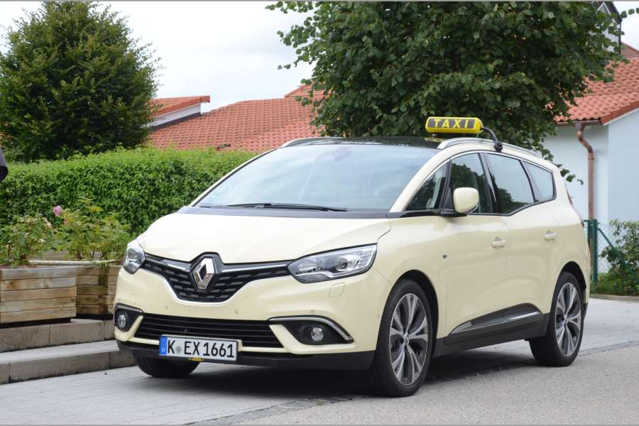 Auch das Grand Scénic-Taxi und der kurze Scénic profitieren von der Neumotorisierung. (Foto: Dietmar Fund)