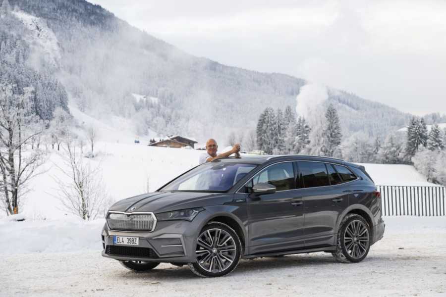Optisch sieht man dem Enyaq die Überarbeitung nicht an. Neu ist die Ausstattung Laurin &amp;amp; Klement, hier im Bild. | Foto: Petr Ho/Skoda Auto