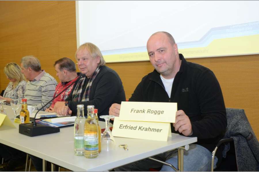 Frank Rogge (r.) wurde neu in den Vorstand der Fachvereinigung gewählt. (Foto: Dietmar Fund)