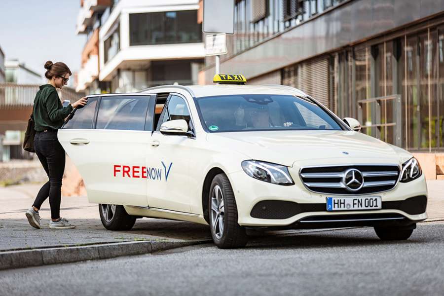 Über die neue Funktion sollen die Fahrer noch Aufträge entlang der Strecke erledigen können, während sie zum Schichtende Richtung Betriebssitz fahren. (Foto: Free Now)
