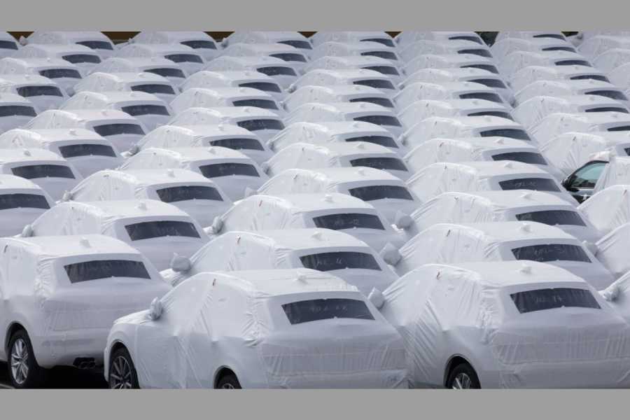 Steile Aufwärtskurve: Der Absatz von E-Autos könnte sich im laufenden Jarh versiebenfachen, so die T&amp;amp;E-Prognose. | Foto: dpa/Jörg Sarbach