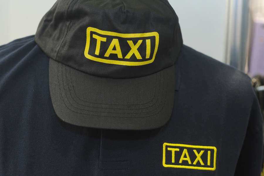 Krankenfahrten sind für viele Taxi- und Mietwagenunternehmer wichtig – und die Formulare zur Abrechnung auch. (Symbolfoto: Werner Kuhnle)