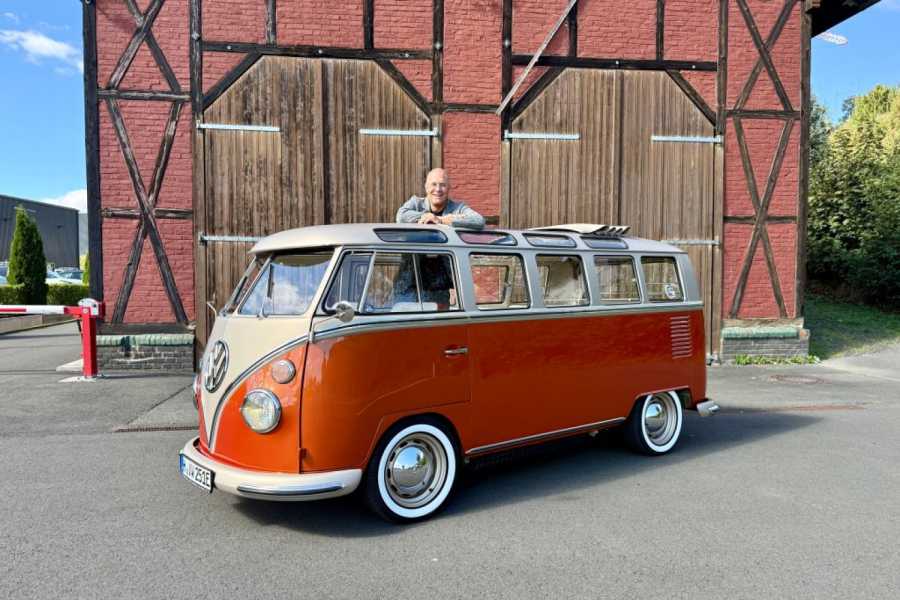 Sommer, Sonne, Schiebedach: In Diethölzeltal konnten wir den elektrischen VW T1 durchs mittelhessische Hügelland lenken...| Foto: VWN
