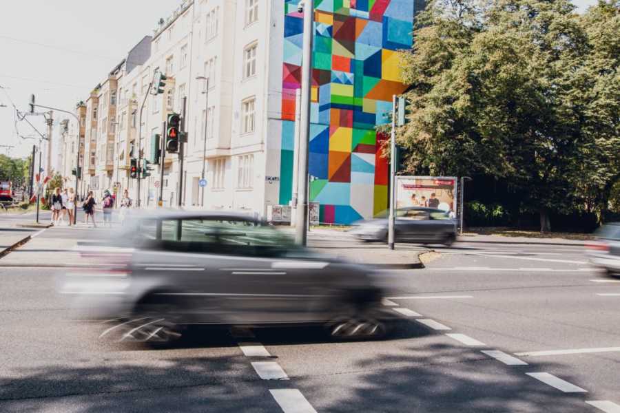 Ein guter Mix aus Öffis und Sharing könnte die Transformation im urbanen Verkehr vorantreiben. | Foto: Invers