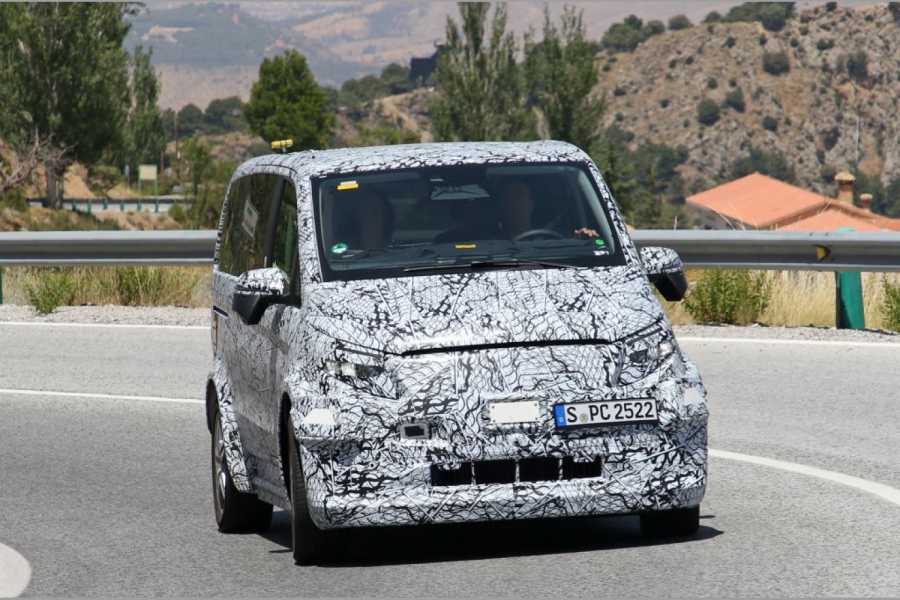 Neue Stromer unterm Stern: Mercedes-Benz Vans dreht erste Runden mit Prototypen des eVito-Nachfolgers. | Foto: HUSS-VERLAG