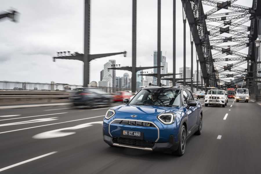Im Aceman durch Australien -  noch ist der Elektro-Anteil Down-Under überschaubar.  | Foto: Bernhard Filser; press-inform