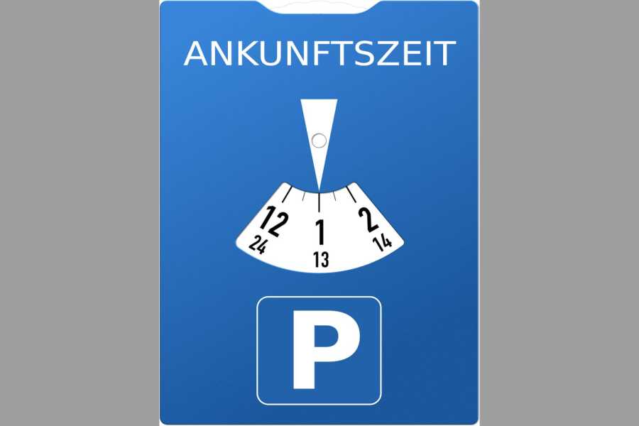 Ob analog, digital oder selbst gebastelt - keine Verzierungen, keine Werbeaufdrucke und ein sichtbares Anbringen im Inneren des Fahrzeugs, so will es der Gesetzgeber. (Symbolbild:Pixabay)