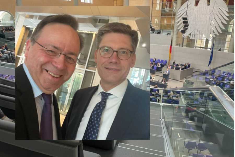 TMV-Hauptgeschäftsführer Patrick Meinhardt (links) mit Staatssekretär Christian Hirte (rechts). | Foto TMV