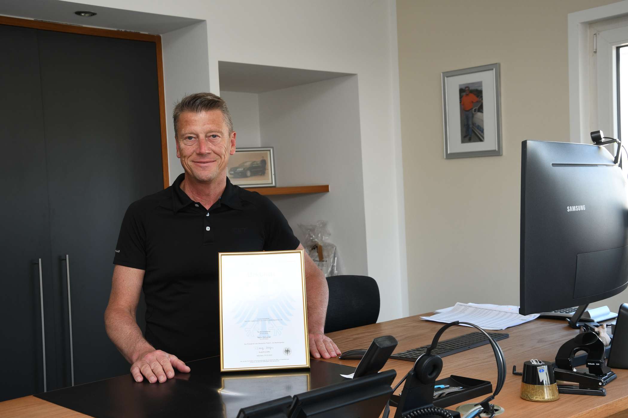 Axel Schmidt hat für die Taxi Addi Verkehrsbetriebe GmbH die Marke „ADDI“ eingetragen bekommen. (Alle Fotos: Dietmar Fund)