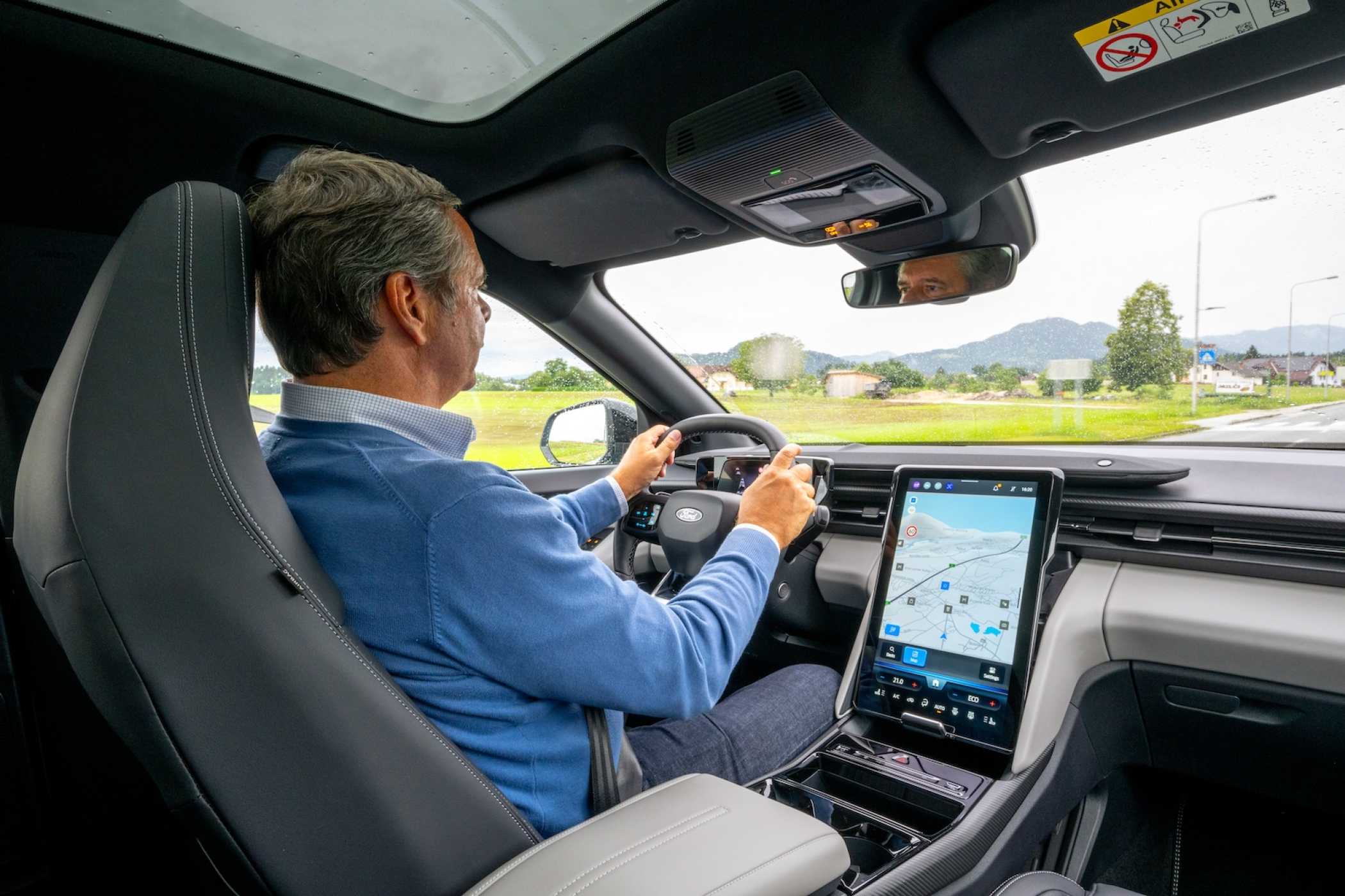 Übersichtliche Armaturen, klare Bedienung. | Foto: Ford