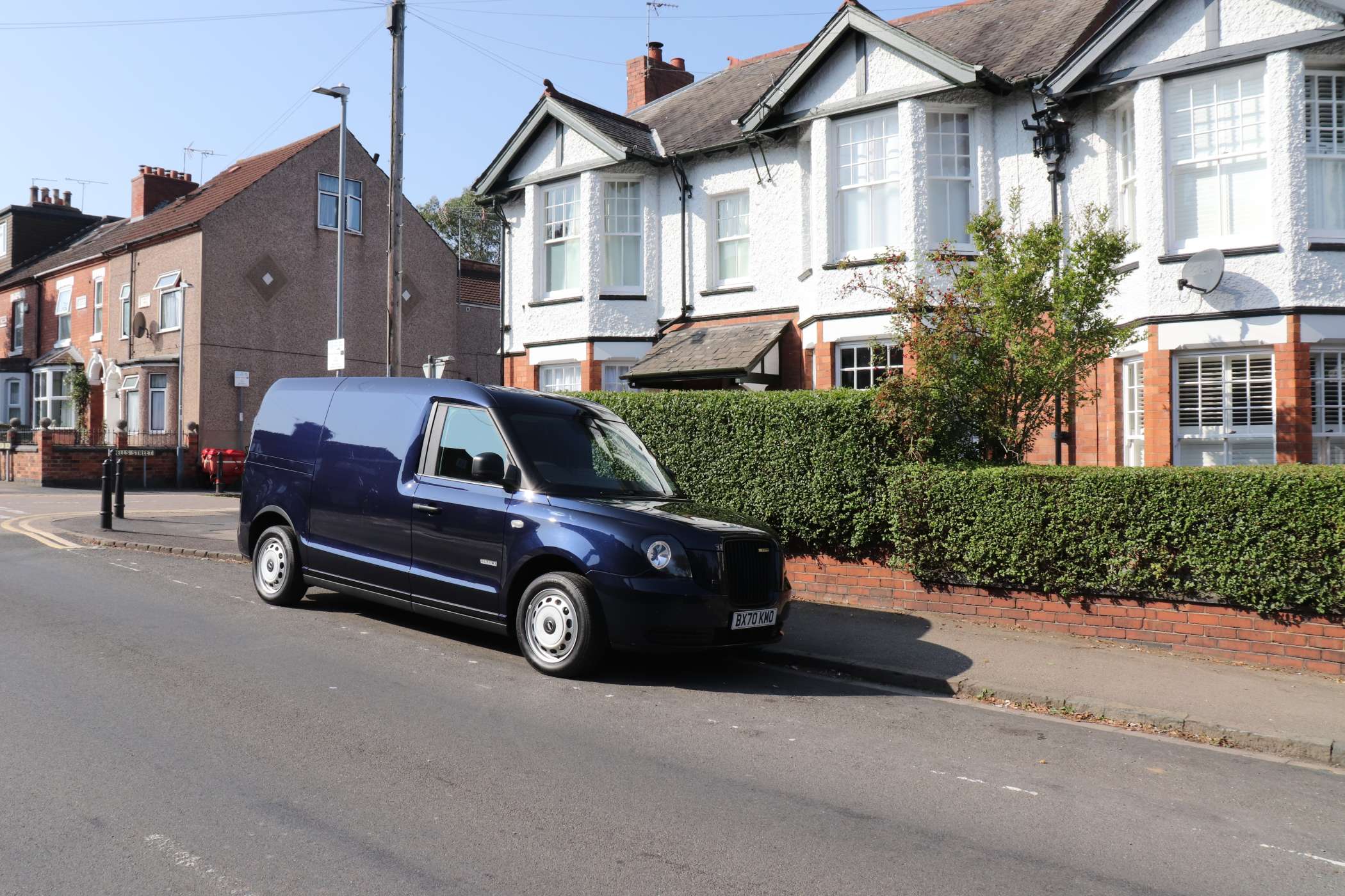 In UK werden die Vans ab November 2020 geliefert, nach Deutschland kommen sie ab März 2021. | Foto: G. Soller