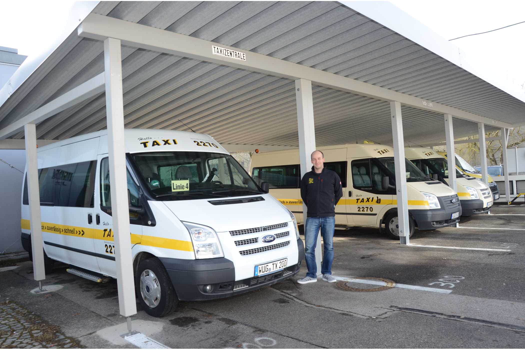 Im Februar 2019 erläuterte André Fuchs von der Taxizentrale Gunzenhausen, wie er mit der Vermittlungssoftware taxi.de seine Kleinbusflotte, seine Taxis und Fahrzeuge von Kollegen effizienter steuern kann.
