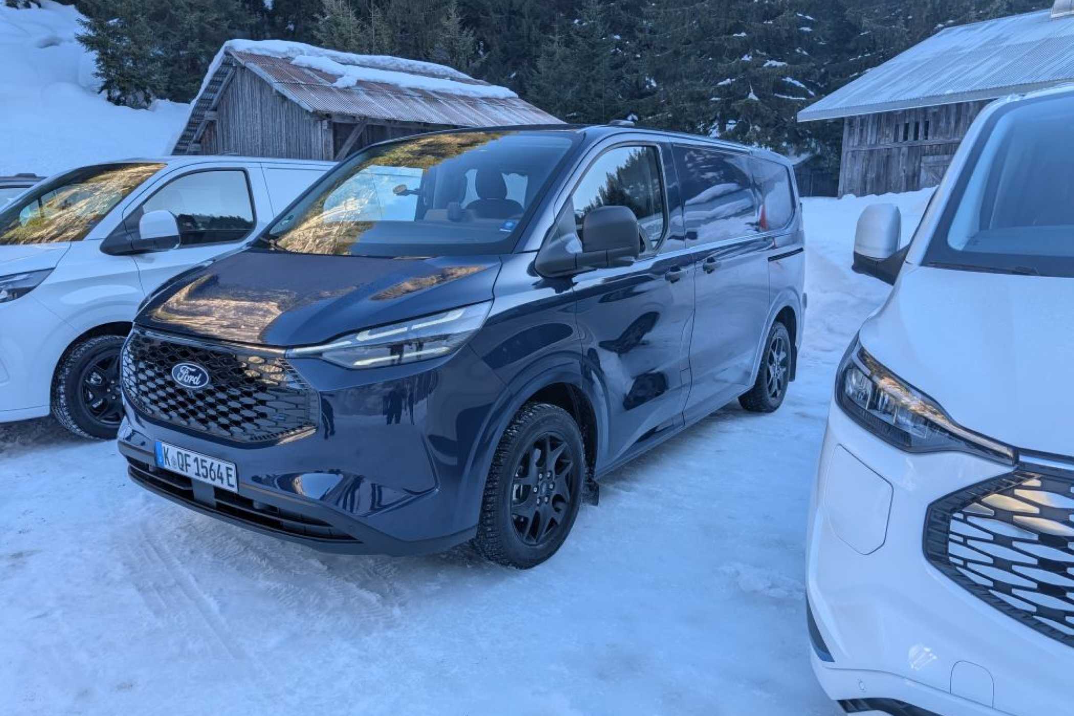 Cooler Kasten: Die AWD-Modelle des E-Transit Custom sind in allen Varianten verfügbar. | Foto: J. Reichel