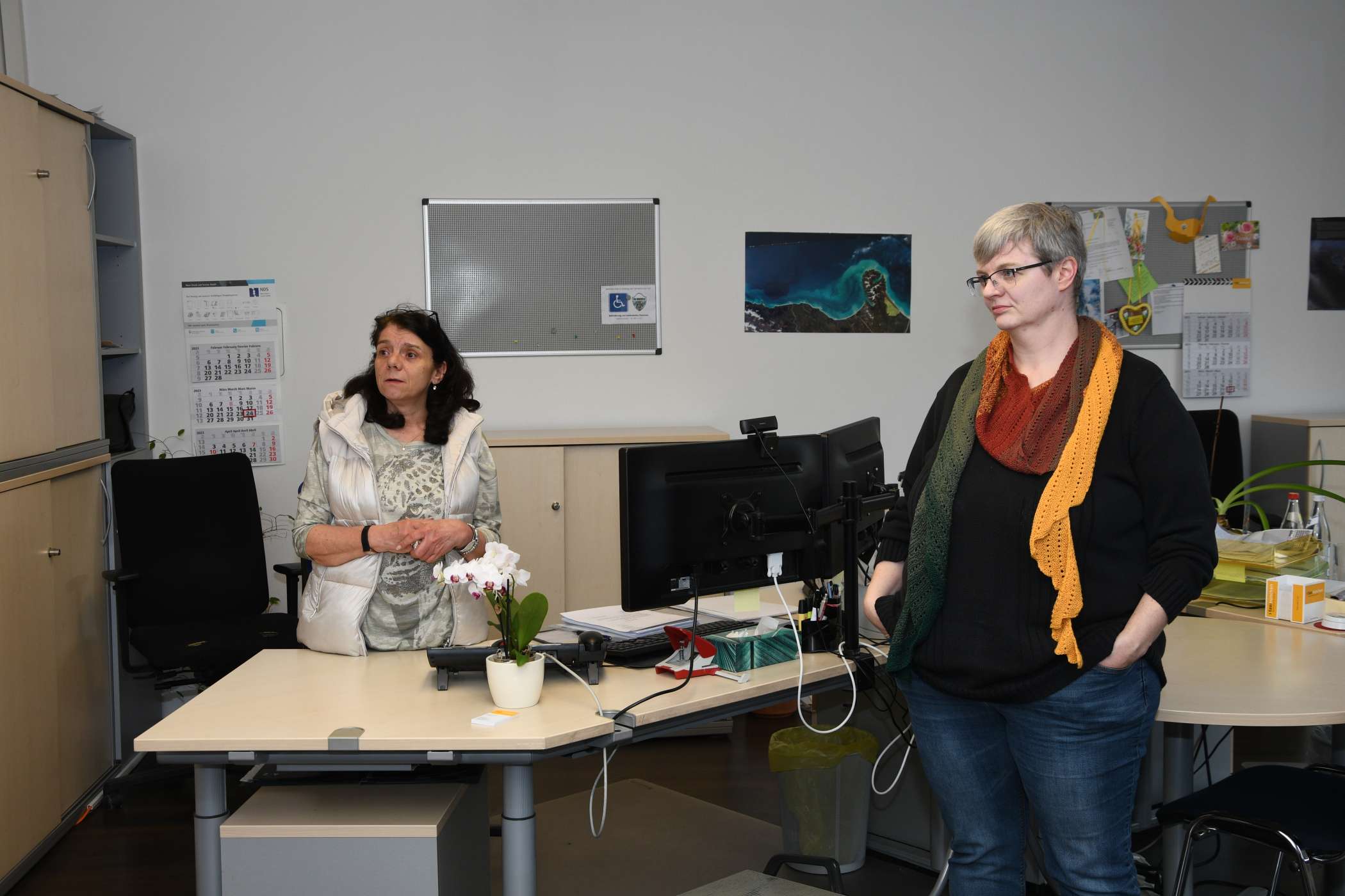 Susanna Schütz (l.) unterstützte Sonja Weigl. Sie berichtete, dass die Digitalisierung bei den Krankenkassen und Krankenhäusern auch wegen des Datenschutzes nicht wirklich greife.